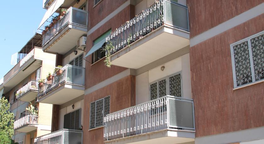 Pirhouse Διαμέρισμα Ρώμη Δωμάτιο φωτογραφία